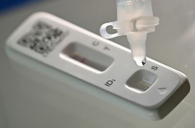 UK's Johnson to scrap Covid curbs despite criticism 
