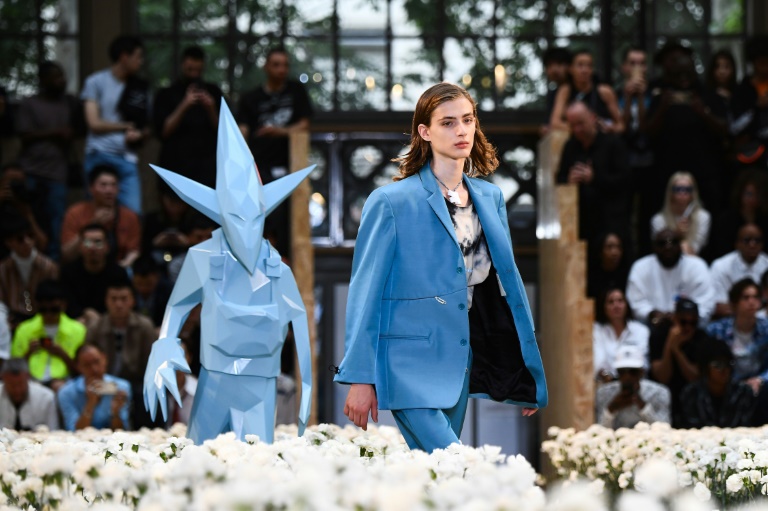 Gigi Hadid leads Louis Vuitton Paris Fashion Week Men's SS20