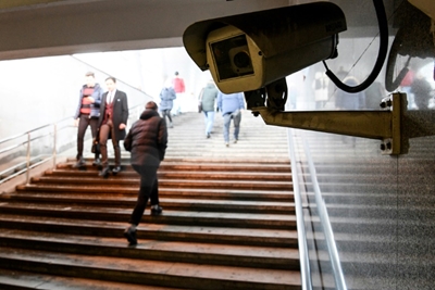 For Moscow's quarantined, 100,000 cameras are watching