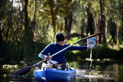 Mexican kayaker on mission to clean up floating gardens