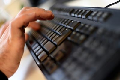 US says Chinese hacking vaccine research: reports