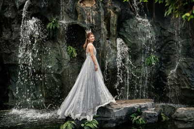 Snapped up: Pre-wedding photo industry booms in China