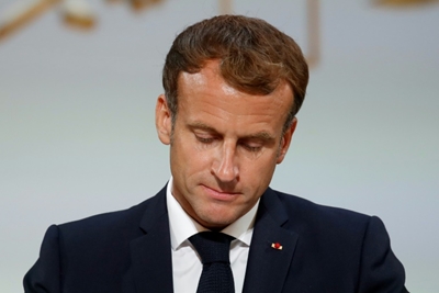 Macron expects 'clarifications' from Biden over submarine snub