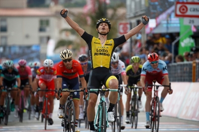 Froome braced for Etna as Battaglin wins Giro fifth stage