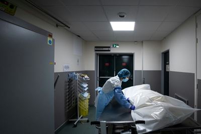 Covid ICU deaths have plunged, but progress may be stalling: study