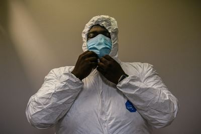 Florida funeral worker spends life dealing with virus deaths