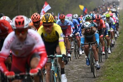 Giro and Vuelta clash in new cycling calendar