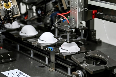 US manufacturer stuck with 30 mln N95 masks  