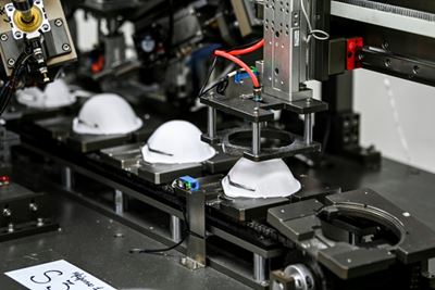 US manufacturer stuck with 30 mln N95 masks  