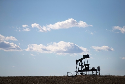 Asian markets rally as energy firms track oil surge
