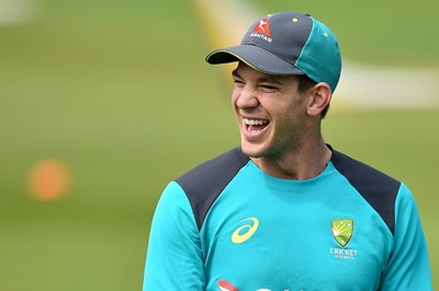 England agree to handshake as Australia go on charm offensive