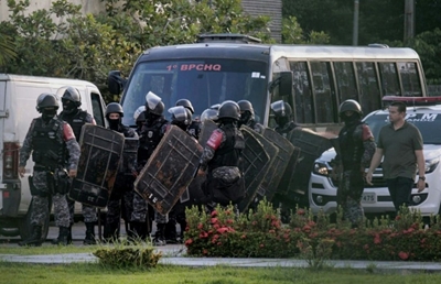 Clashes in four Brazil prisons leave 40 dead