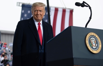 Trump says 'not' giving up on coronavirus fight