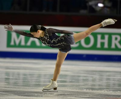 Japan's Kihira upsets Oly champ Zagitova to win Grand Prix gold