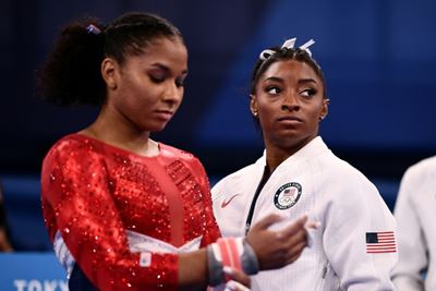 Biles' Olympics in doubt as 'medical issue' forces shock exit