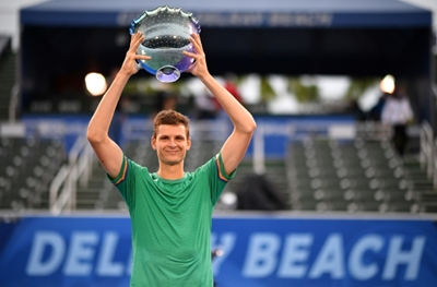 Hurkacz beats Korda for Delray Beach ATP title