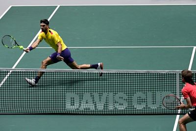 Colombian Farah out of Aussie Open after doping positive