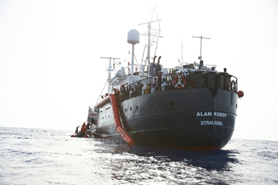 Alan Kurdi rescue ship picks up another 44 migrants