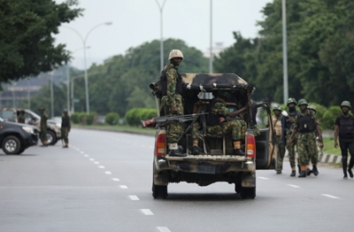 Nigerian govt bans Shiite group after deadly clashes