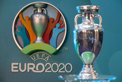 Euro 2020 fate to be decided as virus threat looms