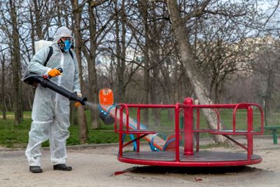 Ukraine struggles to debunk fake virus news