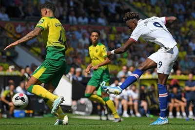 Chelsea's Abraham inspired by criticism