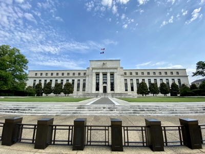 As lawmakers spar, Federal Reserve aims to buoy economy