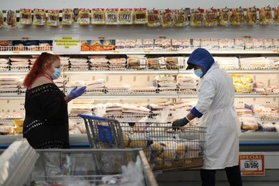 US indicts 6 more chicken executives for rigging market