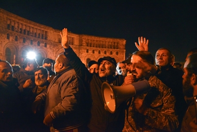 Russian peacekeepers head to Nagorno-Karabakh after peace deal