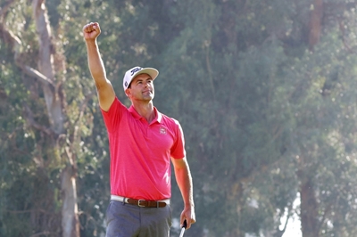 Scott sails on, Woods woe, McIlroy goal: Golf talking points 