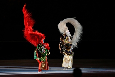 Japan's kabuki harnesses the Force for Star Wars performance