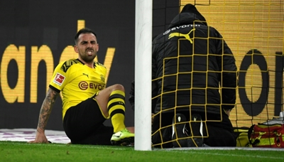 No return to Barcelona for ill Dortmund striker Alcacer