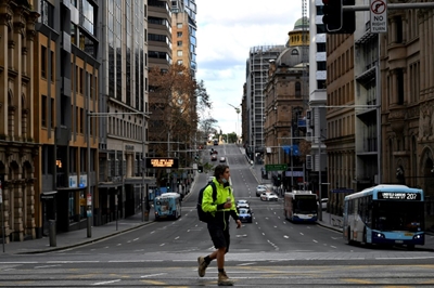 Sydney coronavirus cases spike as lockdown falters