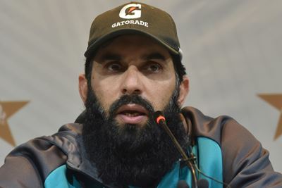 Misbah calls on cricket rivals to tour Pakistan