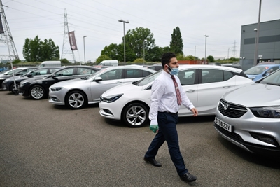 UK car dealership motors out of virus lockdown
