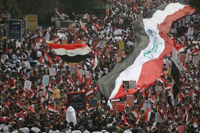 Thousands protest in Iraq to demand ouster of US troops