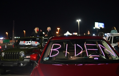 Democrats gather in Biden's home town ahead of speech