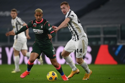 Crotone condemn racist social media comments at Algeria's Ounas