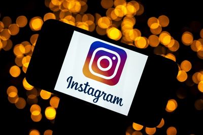 Plus-size model prompts Instagram nudity policy change