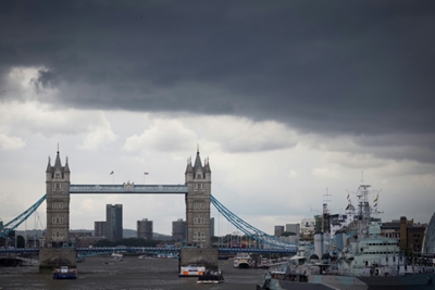 England to allow unquarantined travel from US and EU if jabbed