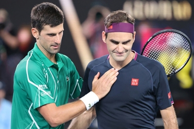 Federer training, committed to playing Australian Open: Tiley