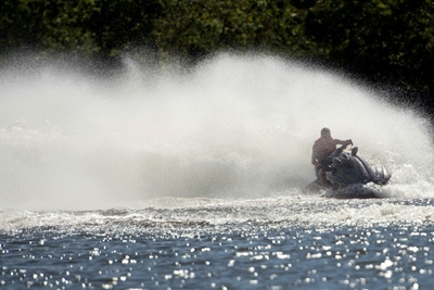 Brit fugitive tries to flee Australia on jet ski