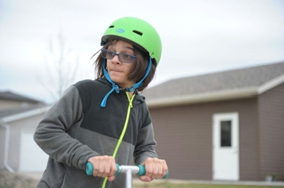 French boy's rare disease fight leads family to Canada