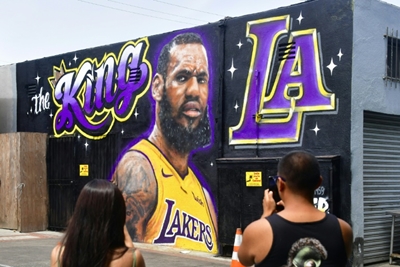 LeBron signs Lakers NBA deal for four years at $154 million