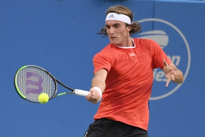 Top seed Tsitsipas reaches ATP Washington quarter-finals