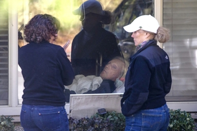 Staff 'worked while symptomatic' at US care home with 35 virus deaths