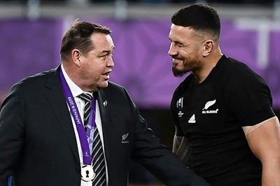 'Freak of nature' Sonny Bill 'best athlete' ever: Hansen