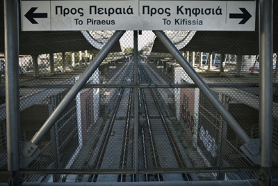 Strike brings Greek transport to a standstill
