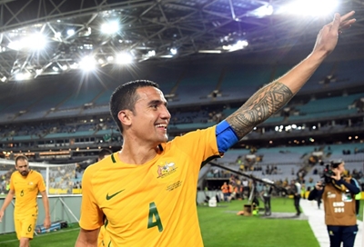 Record scorer Cahill retires from Australia duty