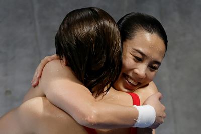 Thanks grandad! China win first diving gold of Tokyo Games